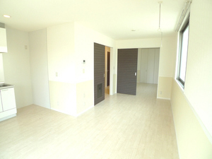 エテルノ弥勒寺 201号-3