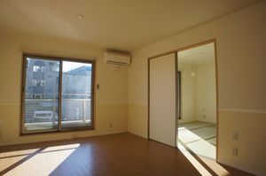 エテルノ弥勒寺 206号-3