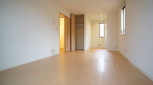 オークヒルズ Ⅲ 202号-2