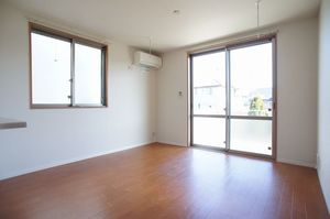 ジョイフル 101号-2