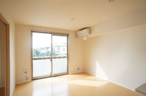 イーストガーデン　Ⅱ 202号-2