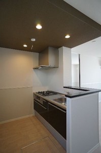 サンセーヌ善行台 102号-3