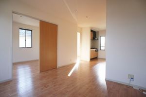 Ｐｒｅｓｉｄｅｎｔ　Ｃｏｕｒｔ　Ａ 201号-2