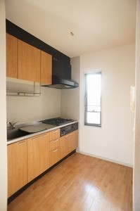 Ｐｒｅｓｉｄｅｎｔ　Ｃｏｕｒｔ　Ａ 201号-3