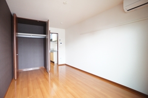 フラットぺぺ 301号-4