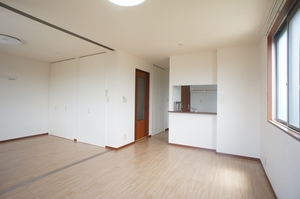 ソレイユ浜田 参番館 102号-2