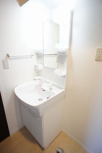 ストーリア 201号-5