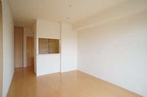 シャーメゾン広貴 201号-3