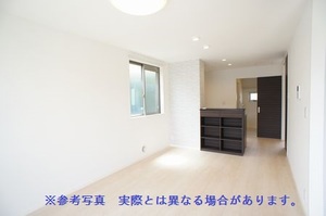 クレセントア－ル 103号-2