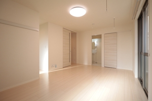 エルマ－ジュ鴨宮 202号-3