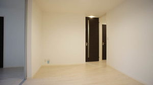 プレミアムレジデンス 203号-7