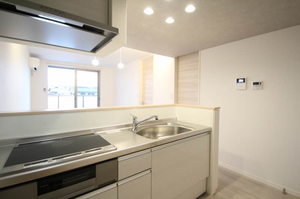 プリマベ－ラ 305号-4