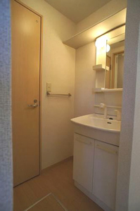 マーシュフィールド六会 102号-9