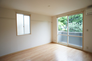 レフィナード鵠沼 Ⅲ 101号-2