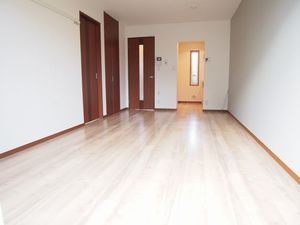 レフィナード鵠沼 Ⅴ 102号-6