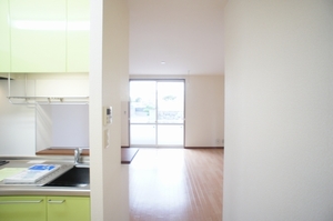 ヴェーネレＪ 101号-3