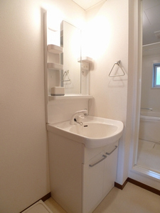 ピア ビレッジ Ⅱ 202号-8