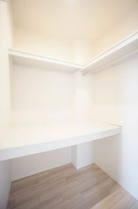 プラウディア湘南 201号-8