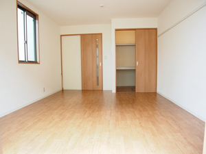 エルムハイツ 102号-2