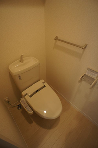 ハイツアゼリア 105号-8