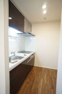 マーレ エルヴィータ 203号-4