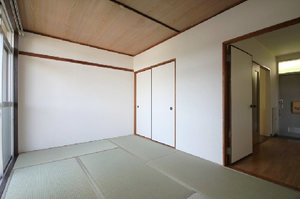 レインボーハイツ本郷台 202号-5