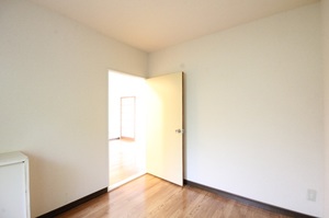 レインボーハイツ本郷台 206号-9