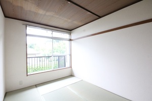 レインボーハイツ本郷台 206号-12