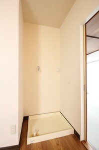 レインボーハイツ本郷台 206号-14