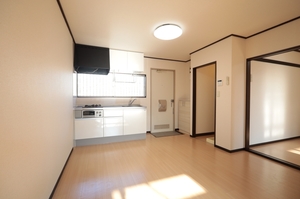 ハイツ村上 205号-2