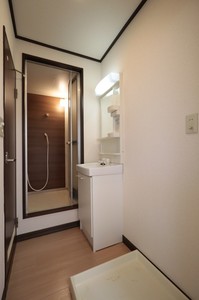 ハイツ村上 205号-8