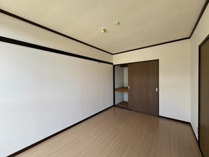 ハイツ四方坂 106号-2