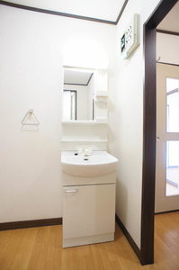ハイツ美峰 202号-9