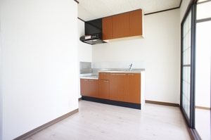 コーポラス汲沢 103号-2