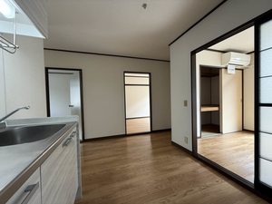 コーポ渡内 102号-3