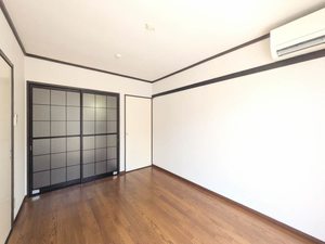 クィーンパレス 203号-6