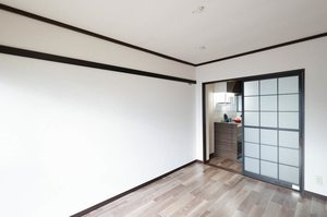 メゾン城山 102号-4