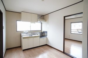 コーポ照木 205号-2