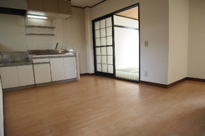 サンハイツ鵠沼 102号-2