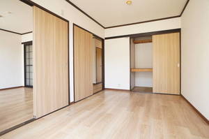 ルミエール泉 B 102号-3