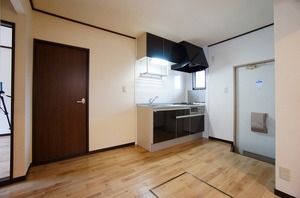 カミーリア・レジデンス 102号-2