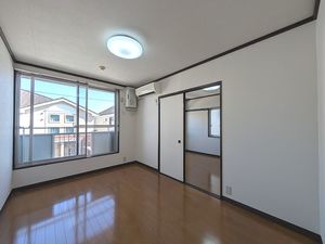 タウニーおかべ 201号-8