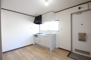 ハイツ東 201号-3