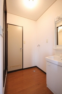 ドミール赤坂 201号-9