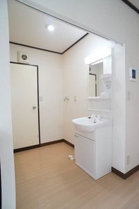 グロリアセブン 202号-10