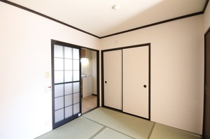 ヴィラ・アルタ 202号-8