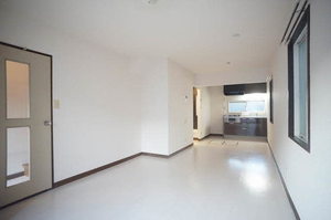 川添テラス 102号-2