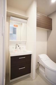 エステート南舞岡 101号-3