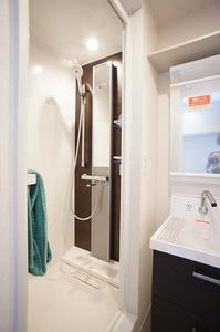 エステート南舞岡 101号-4