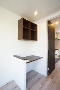 エステート南舞岡 101号-7